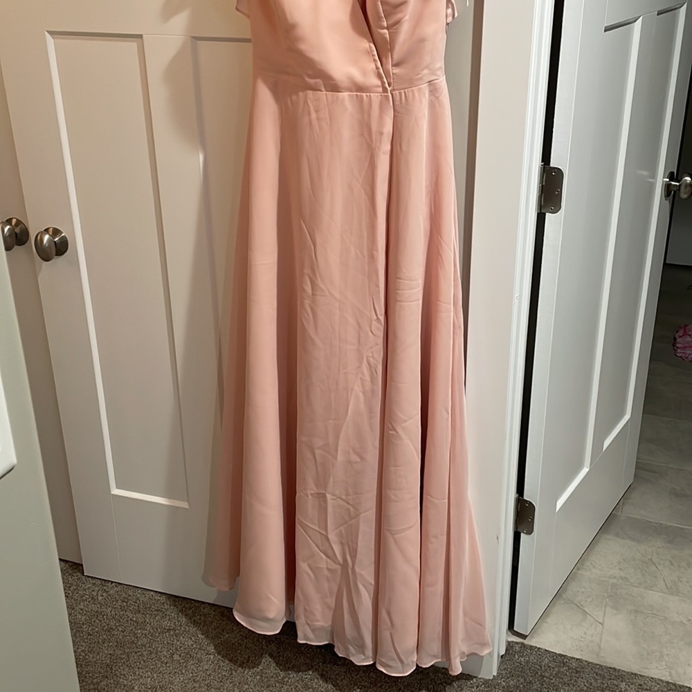 Pink gown - Picture 2 of 4